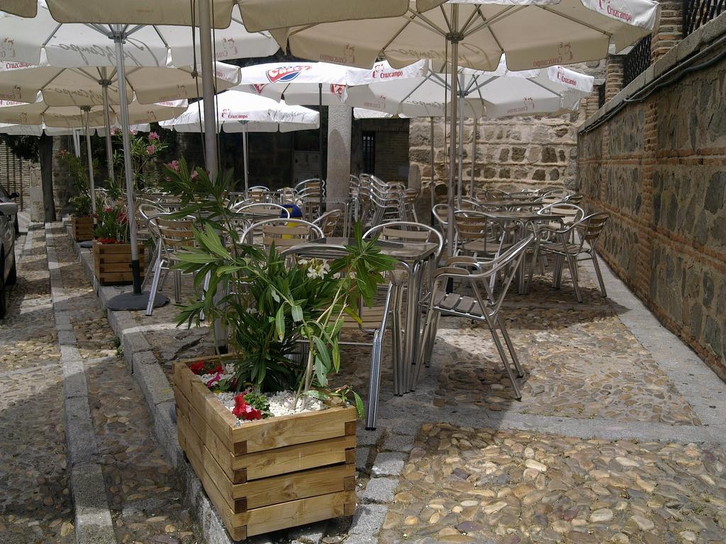Apartamentos Adarve Toledo Buitenkant foto