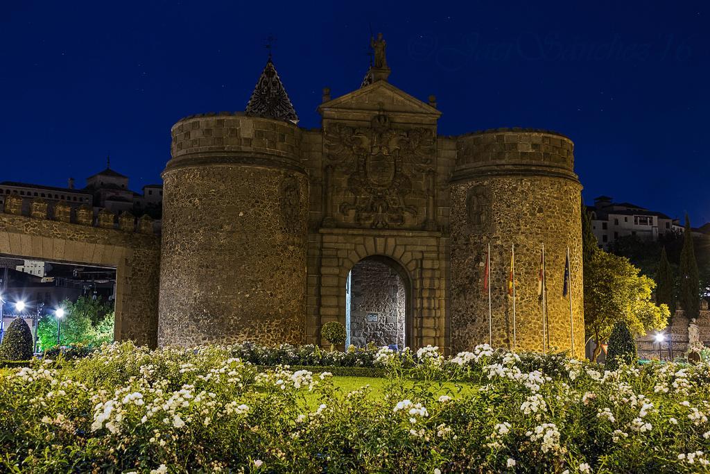 Apartamentos Adarve Toledo Buitenkant foto